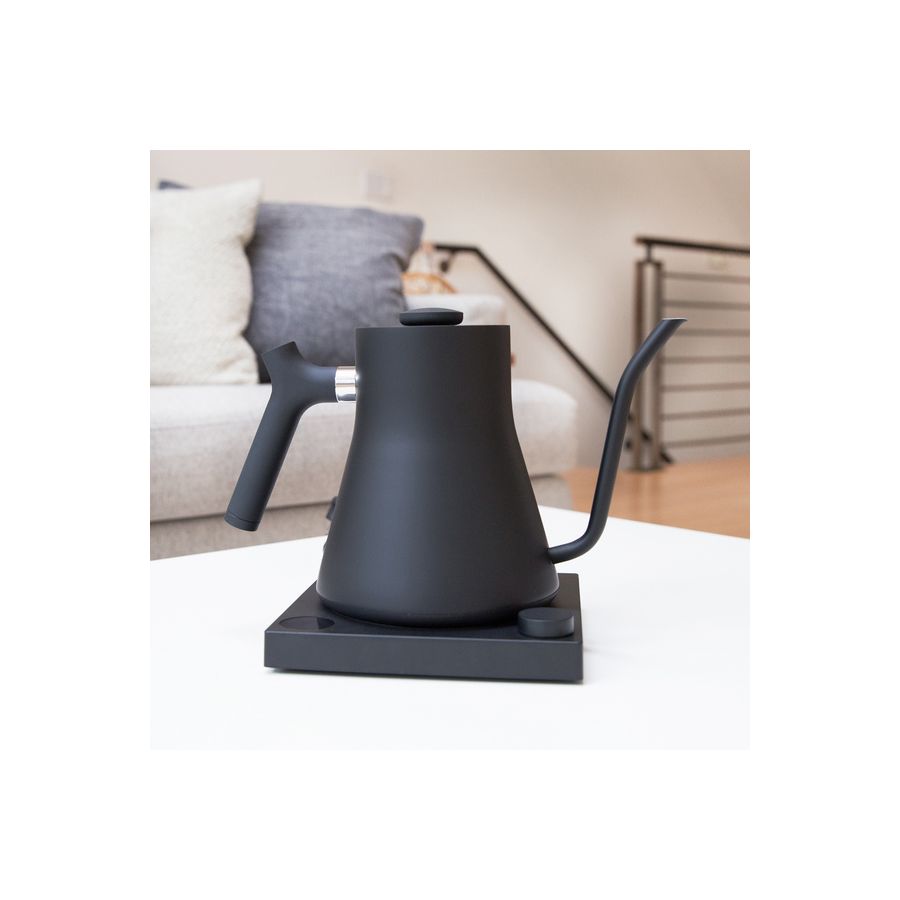 Kuhalo Fellow Stagg EKG 0,9L električni crni