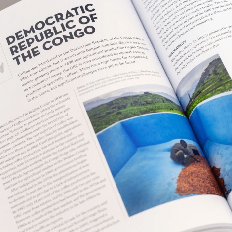 Knjiga: The World Atlas of Coffee – James Hoffmann – 2. izdanje (na engleskom)