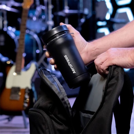 Aeropress GO Plus Travel System - crni