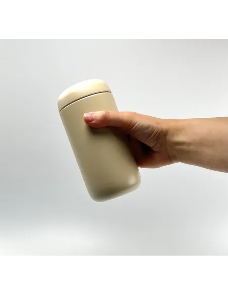 Termo šalica Fellow Carter Move Mug Sand DUNE 355ml