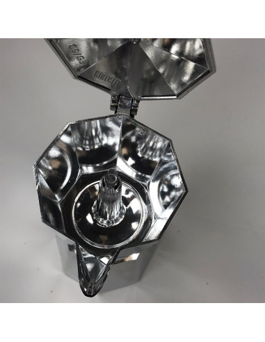 BAZAR - Bialetti Moka Express 2 šalice - Estetski nedostatak