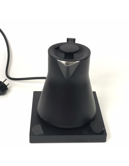 BAZAR - Fellow Corvo EKG PRO električno kuhalo za vodu 0,9 l - mat crna - Rabljeno