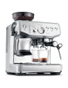 SAGE SES876BSS srebrni aparat za kavu - priprema espresso s punim tijelom i bogatom kremom.