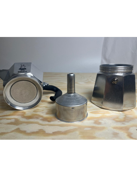 Bialetti Moka Express kuhalo za moku od 6 šalica